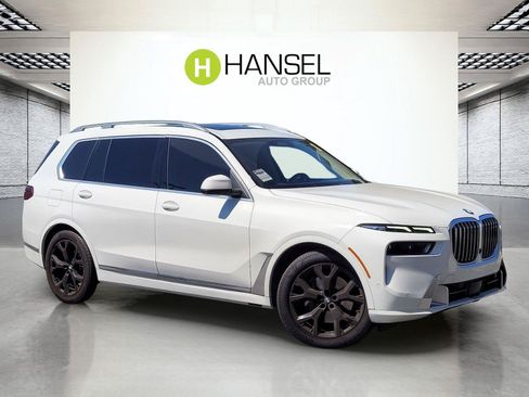Used 2023 BMW X7 xDrive40i w/ Premium Package AWD/4WD image 1