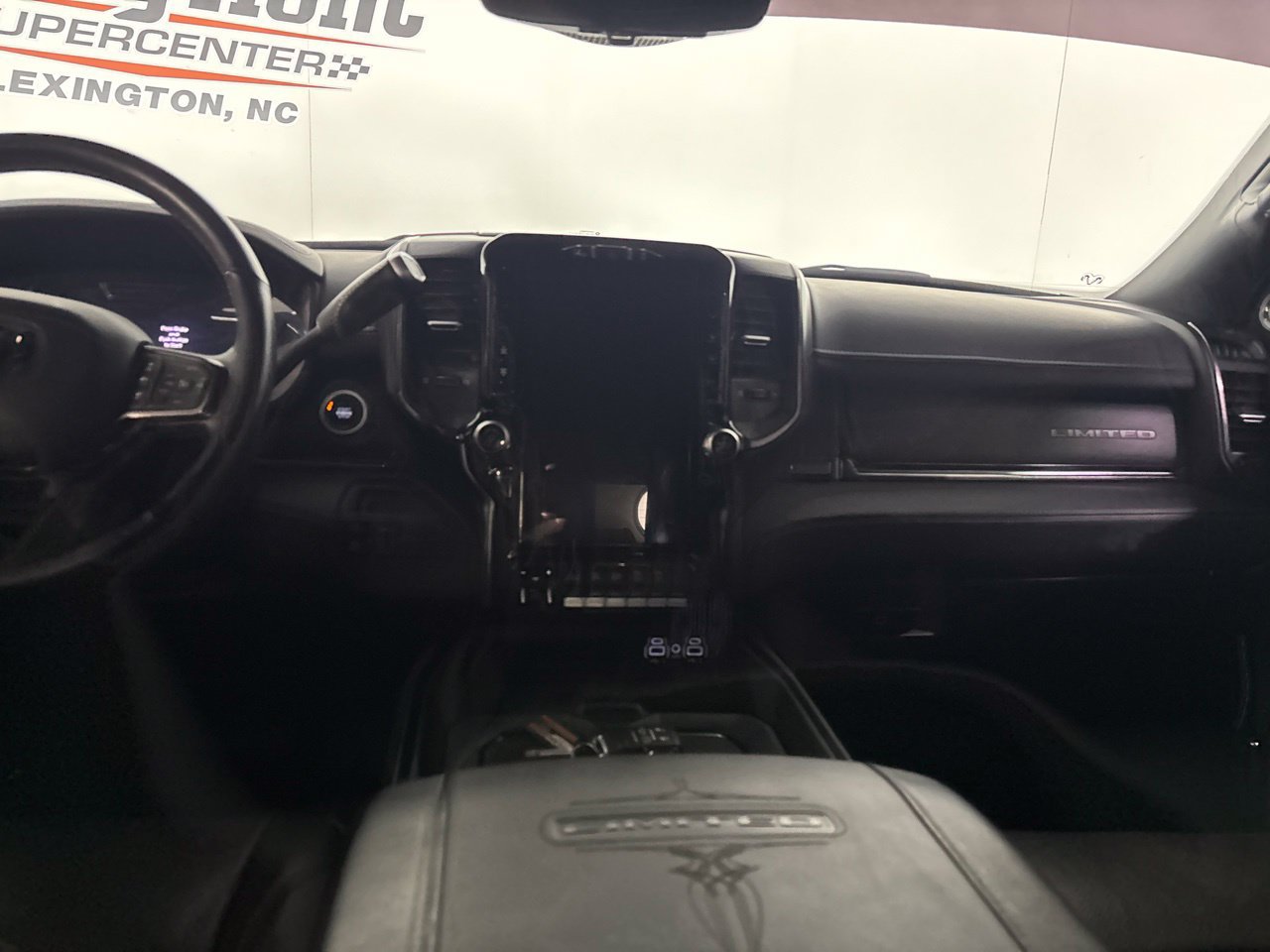 Used 2024 RAM 2500 Limited AWD/4WD image 23