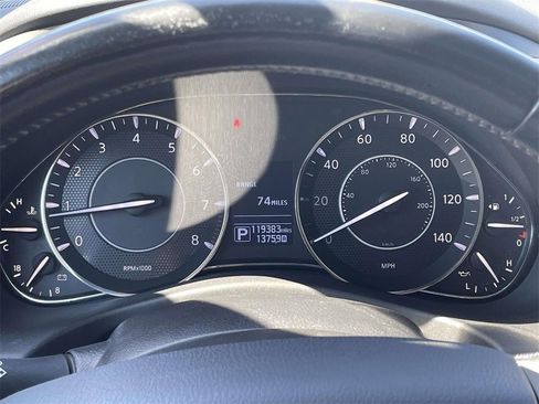 Used 2020 Nissan Armada SL w/ Premium Package image 21