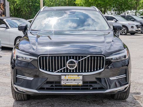 Used 2023 Volvo XC60 B5 Plus w/ Climate Package image 2