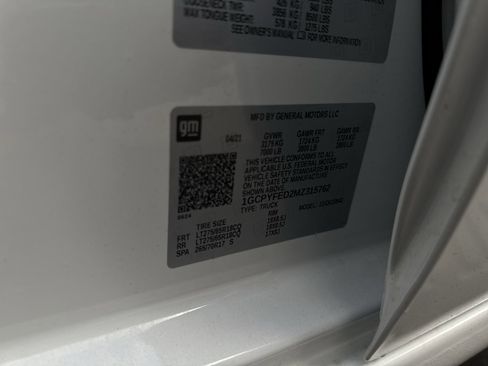 Used 2021 Chevrolet Silverado 1500 LT Trail Boss w/ Convenience Package II image 35