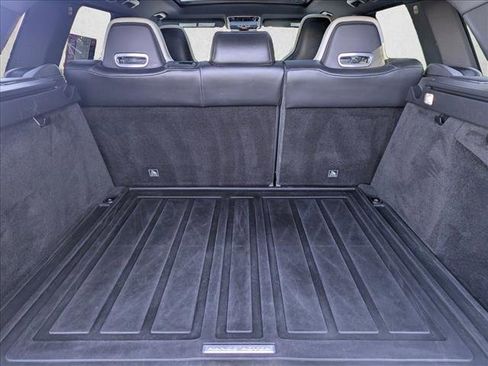 Used 2022 Land Rover Range Rover Sport SVR image 6