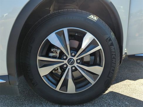 Certified 2024 Nissan Murano SV image 47