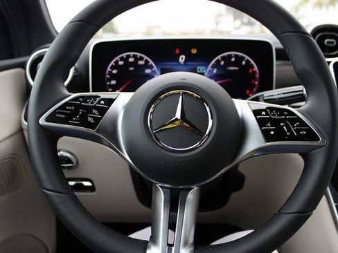 New 2024 Mercedes-Benz GLC 300 4MATIC image 21