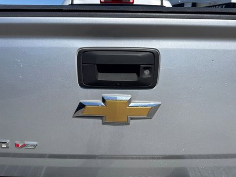 Used 2017 Chevrolet Colorado W/T w/ WT Convenience Package RWD image 12