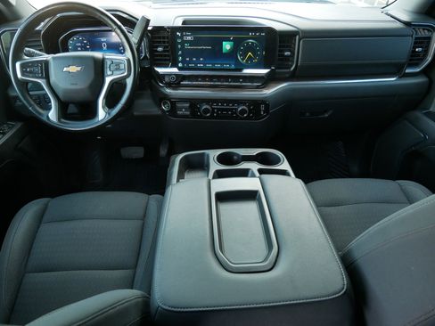Used 2023 Chevrolet Silverado 1500 LT image 11