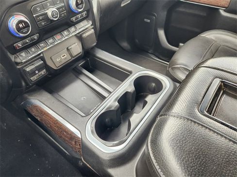 Used 2020 GMC Sierra 2500 Denali w/ Denali Ultimate Package image 23