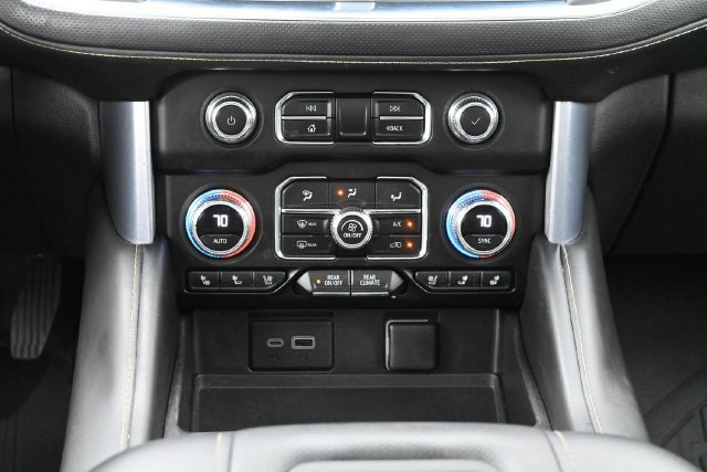 Used 2023 GMC Yukon XL SLT w/ SLT Premium Package AWD/4WD image 23