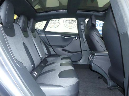 Used 2017 Tesla Model S 75D image 22