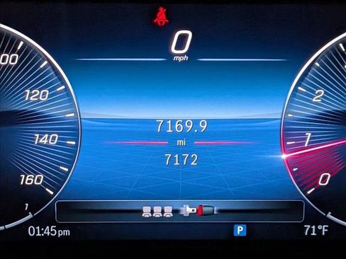 Used 2025 Mercedes-Benz GLE 350 4MATIC image 11