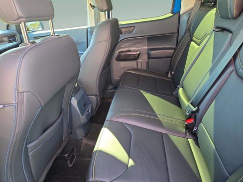 Used 2025 Ford Maverick Lobo image 17