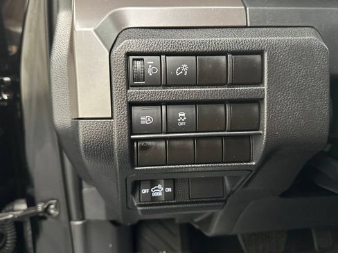 Certified 2024 Toyota Tacoma SR5 AWD/4WD image 29
