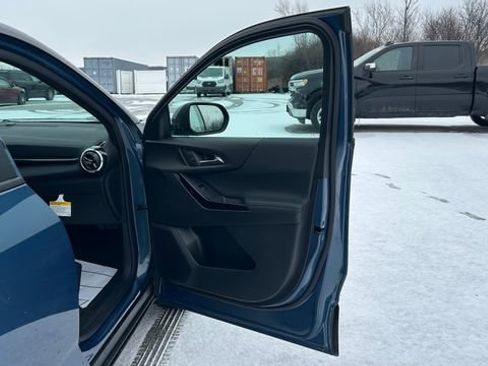 New 2026 Chevrolet Equinox LT w/ Convenience Package II image 46