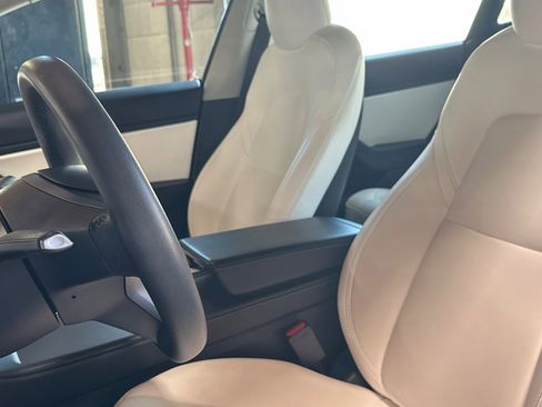 Used 2021 Tesla Model 3 Long Range AWD/4WD image 19