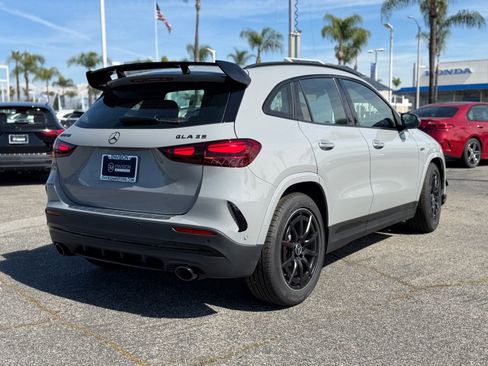 New 2026 Mercedes-Benz GLA 35 AMG 4MATIC image 10