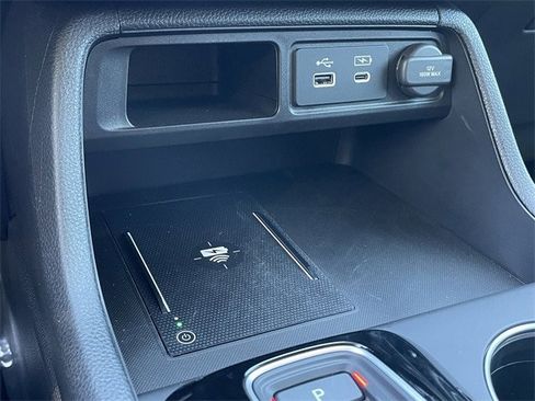 New 2025 Honda Pilot Touring image 19