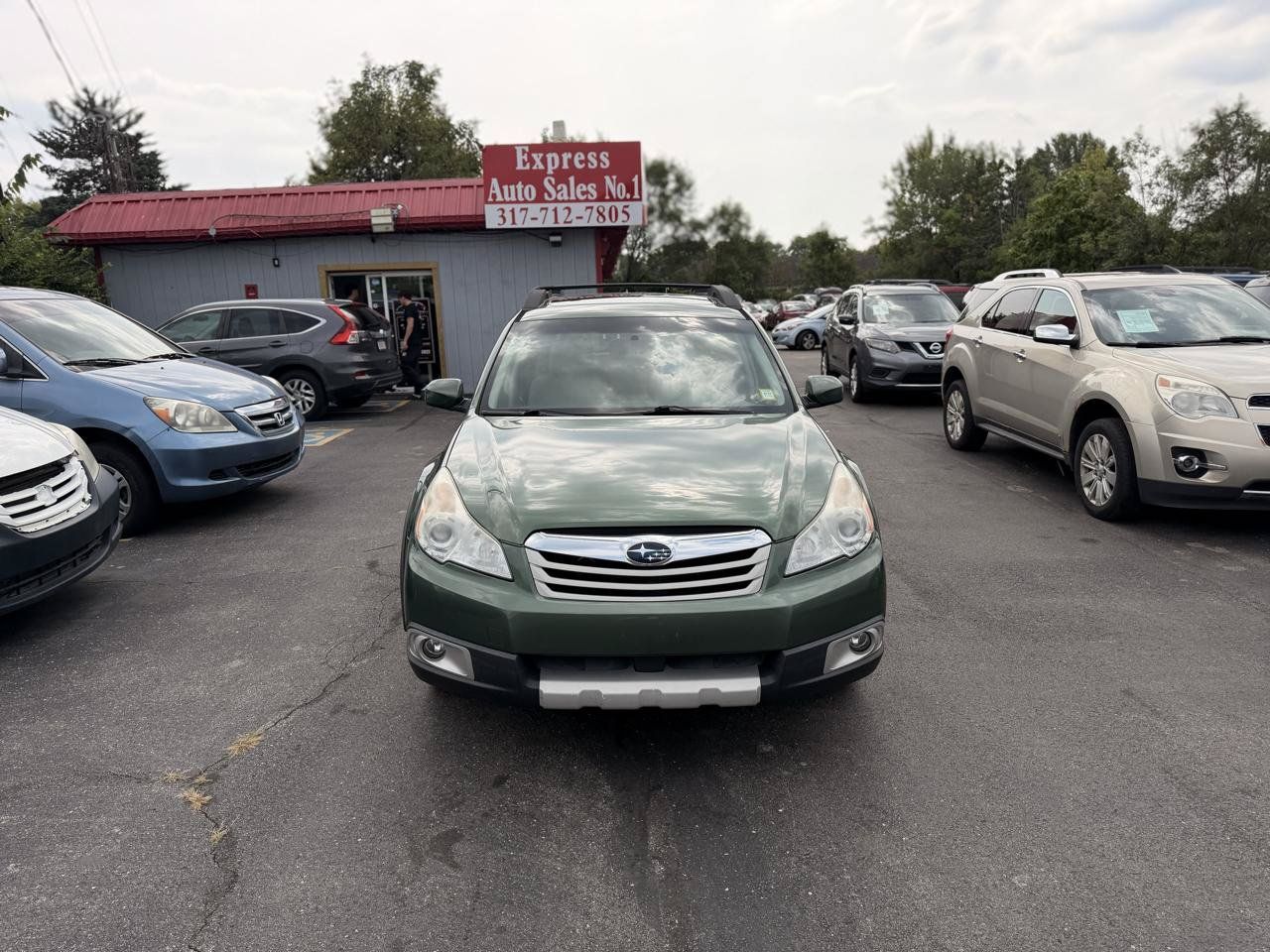 Used 2012 Subaru Outback 3.6R Limited AWD/4WD image 2