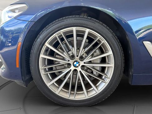 Used 2018 BMW 530i w/ Premium Package RWD image 22