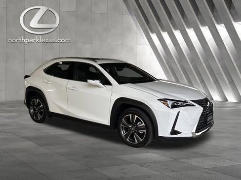 Certified 2026 Lexus UX 300h FWD w/ Accessory Package (Z2) image 5