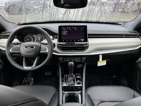 New 2026 Jeep Compass Limited AWD/4WD image 10