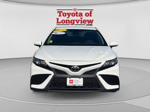 Certified 2021 Toyota Camry SE FWD image 8