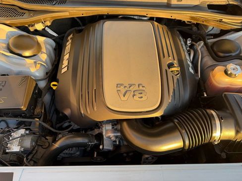 Used 2022 Dodge Challenger R/T image 36