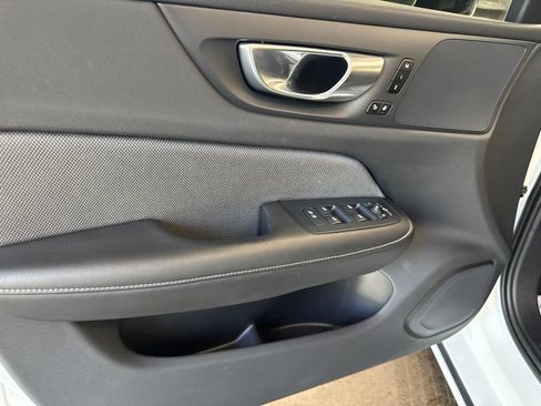 Used 2024 Volvo S60 B5 Plus w/ Climate Package AWD/4WD image 21