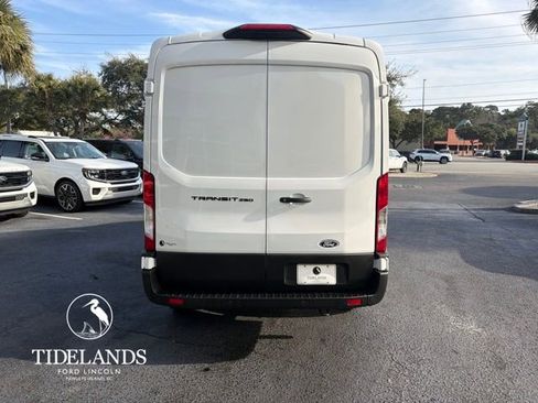 New 2026 Ford Transit 250 148 Medium Roof RWD image 7