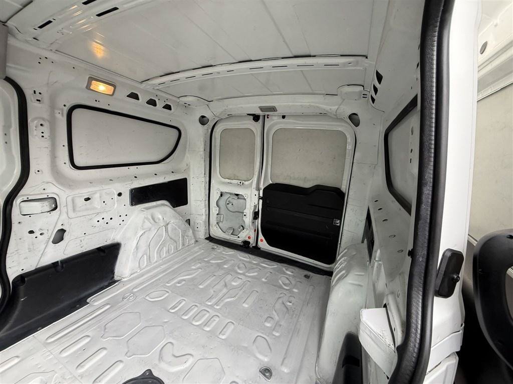 Used 2020 RAM ProMaster City Tradesman FWD image 16