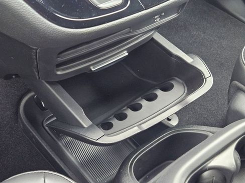 New 2026 Chrysler Pacifica Select image 35