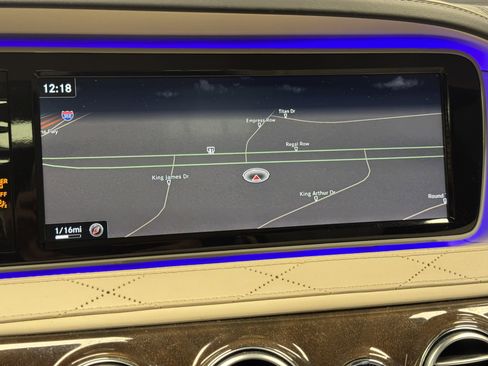 Used 2015 Mercedes-Benz S 550 Sedan w/ Sport Package w/ Sport Package image 11