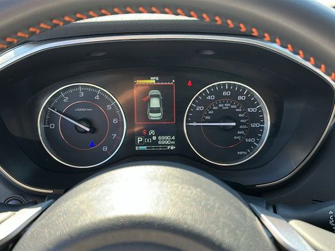 Used 2023 Subaru Crosstrek 2.5i Limited w/ Moonroof Package image 14