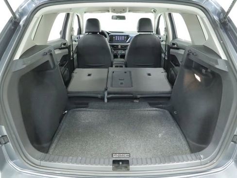 Used 2022 Volkswagen Taos SE image 35