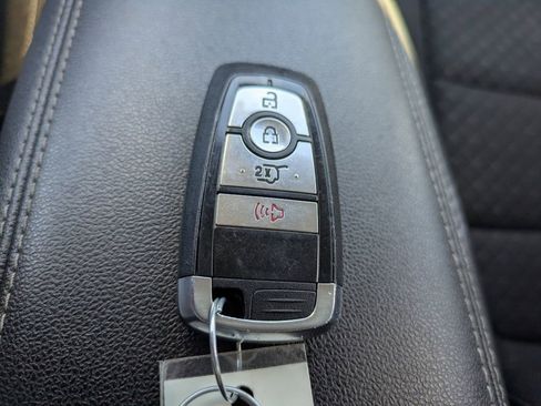 Used 2025 Ford Escape Active image 29