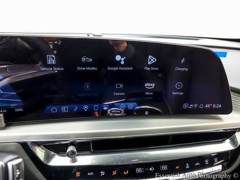 New 2025 Cadillac Lyriq Luxury image 14