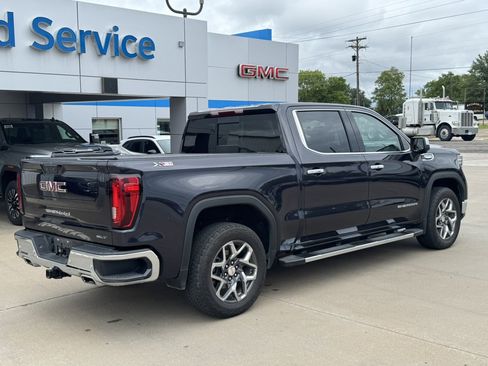 Certified 2024 GMC Sierra 1500 SLT AWD/4WD image 5
