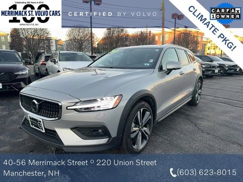 Certified 2025 Volvo V60 B5 Cross Country Plus image 1
