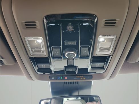 New 2026 GMC Yukon Denali w/ Sun & Power Step Package image 42