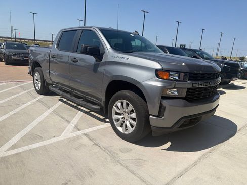 Used 2021 Chevrolet Silverado 1500 Custom AWD/4WD image 3
