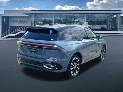 New 2026 Lincoln Nautilus Reserve AWD/4WD image 8