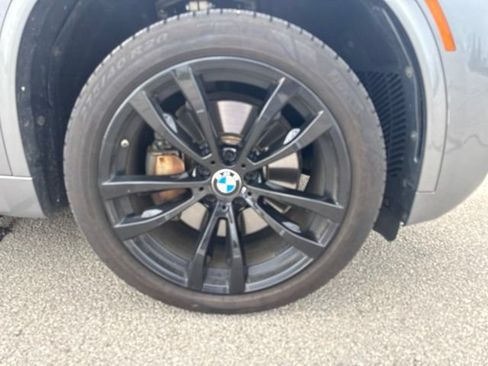 Used 2015 BMW X5 xDrive50i AWD/4WD image 3