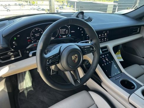New 2025 Porsche Taycan 4S image 4