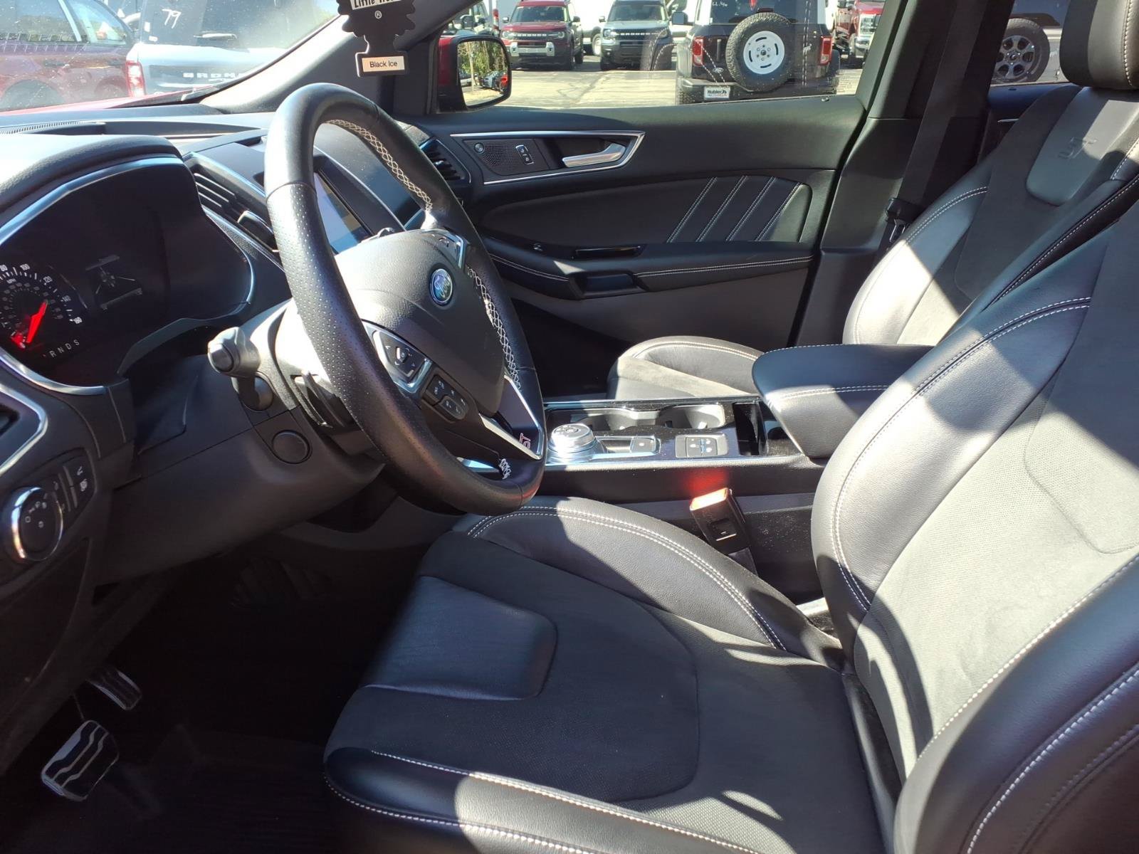 Used 2020 Ford Edge ST w/ Equipment Group 401A AWD/4WD image 17