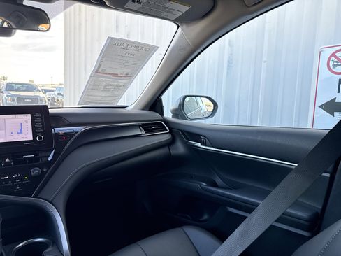 Used 2023 Toyota Camry SE image 21