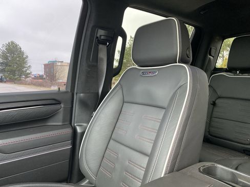 Used 2024 GMC Sierra 2500 AT4X image 64