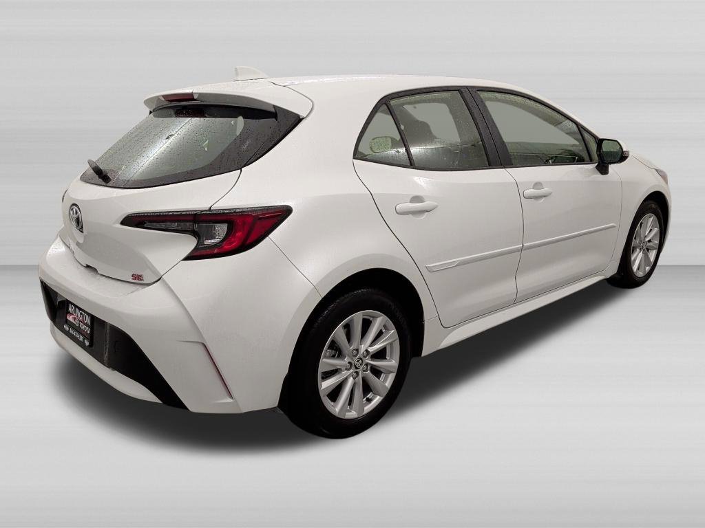 Used 2024 Toyota Corolla SE w/ SE Package FWD image 5
