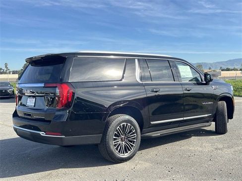 New 2026 GMC Sierra 2500 AT4 w/ AT4 Premium Plus Package image 3