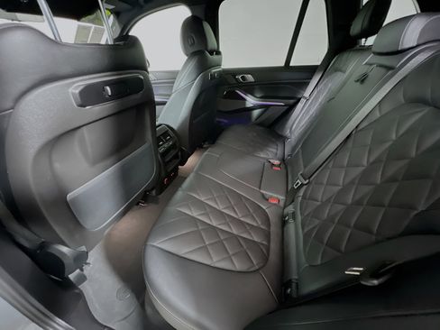 Used 2024 BMW X5 sDrive40i w/ M Sport Package image 29