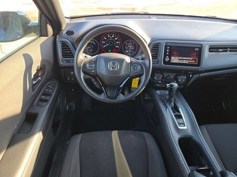 Used 2021 Honda HR-V Sport image 17