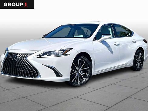 Used 2025 Lexus ES 300h w/ Premium Package image 1